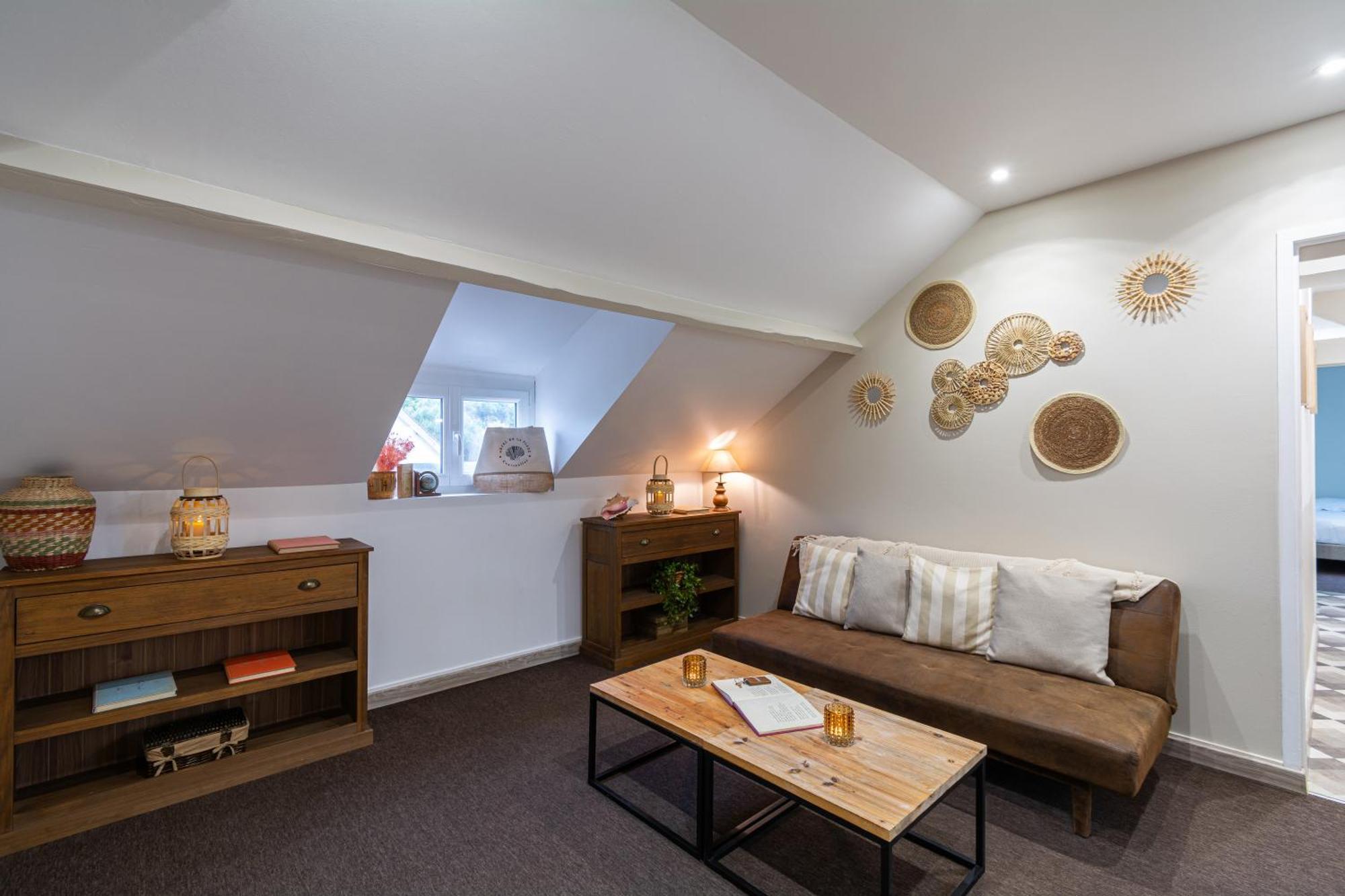 Hotel De La Plage Курсёль-сюр-Мер Экстерьер фото